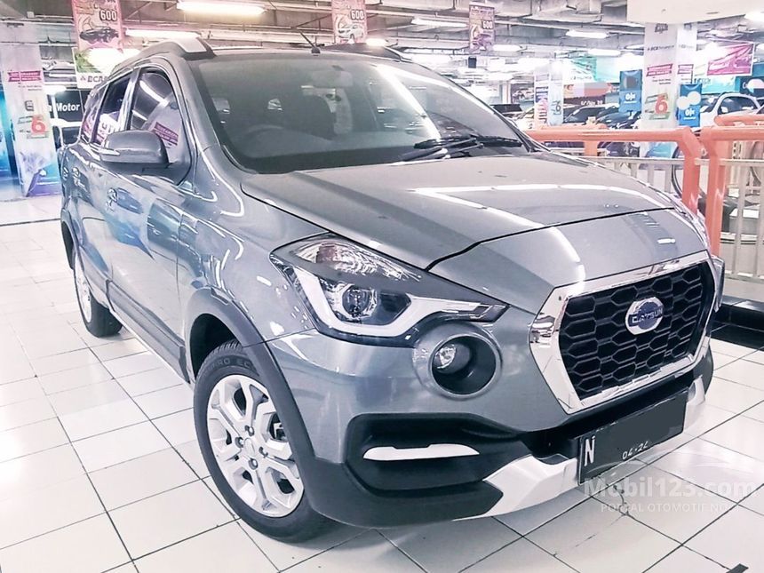 Jual Mobil Datsun Cross 2018 1.2 di Jawa Timur Automatic Wagon Abu 