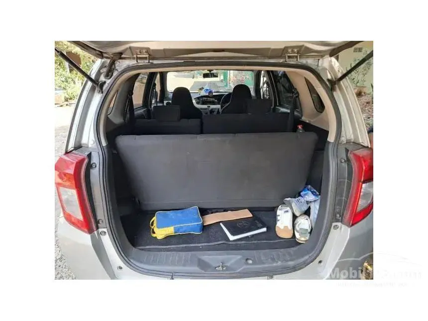 2017 Daihatsu Sigra D MPV
