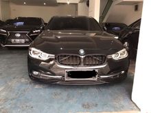 2017 BMW 320i LCi M-sport black km 15rb velg Vorsteiner R20 waranty extended till 2022