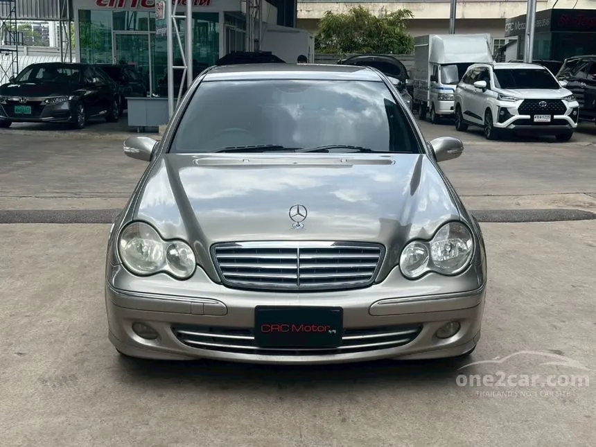 2006 Mercedes-Benz C220 Elegance CDI Sedan