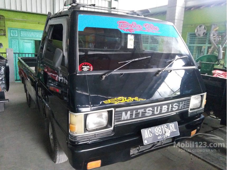 Jual Mobil Mitsubishi Colt L300 1990 L300 1.6 di Jawa Jual Mobil Mitsubishi Colt L300 1990 L300 1.6 di Jawa