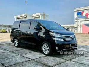 2011 Toyota Vellfire 2.4 V MPV