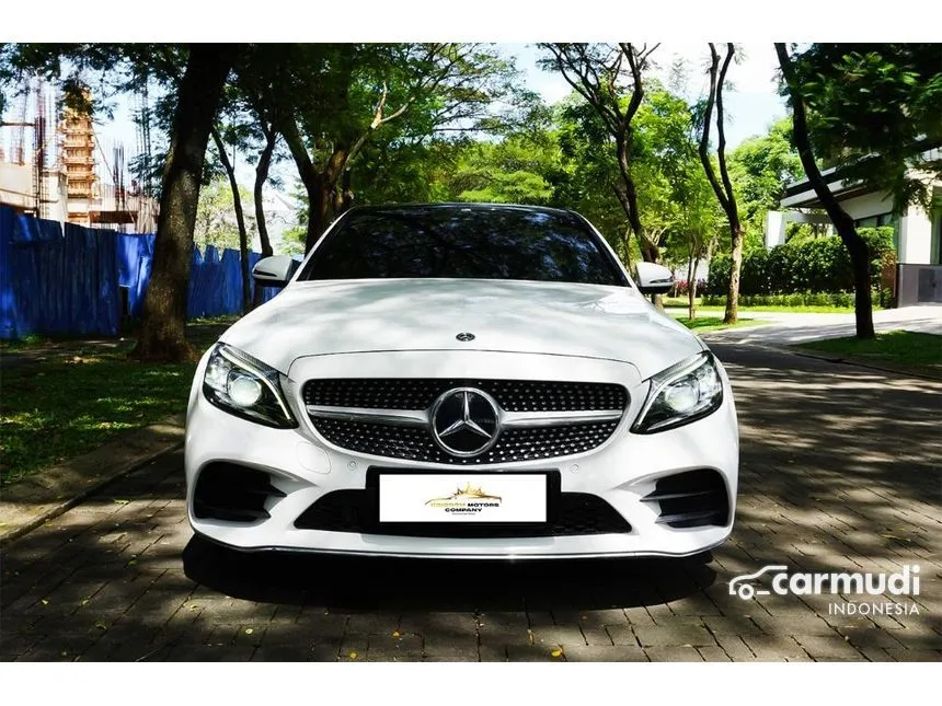 2019 Mercedes-Benz C300 AMG Line Sedan