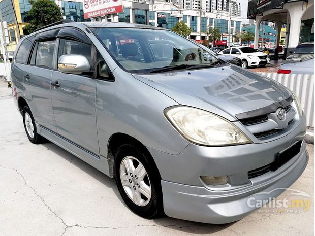 Download Gambar Mobil Innova Type E Tahun 2010  RIchi Mobil 