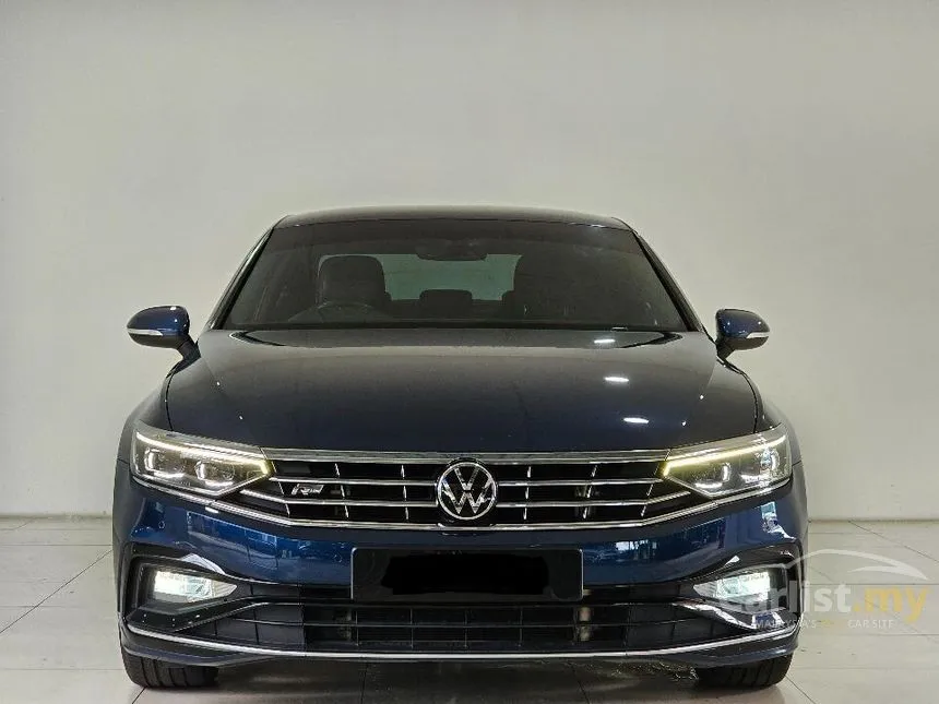 2022 Volkswagen Passat R-line Sedan