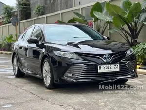 2019 Toyota Camry 2.5 Hybrid Sedan