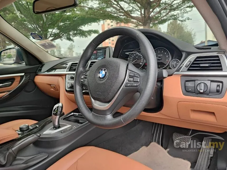 2018 BMW 318i Luxury Sedan