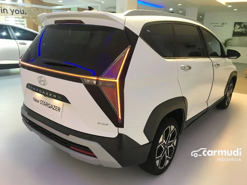 2025 Hyundai Stargazer X Prime MPV