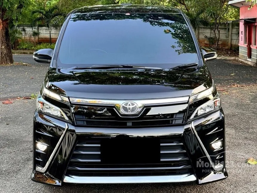 Jual Mobil Toyota Voxy 2018 2.0 di DKI Jakarta Automatic Wagon Hitam Rp 385.000.000