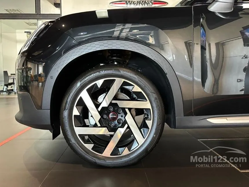 2025 MINI Countryman Favoured Trim C SUV