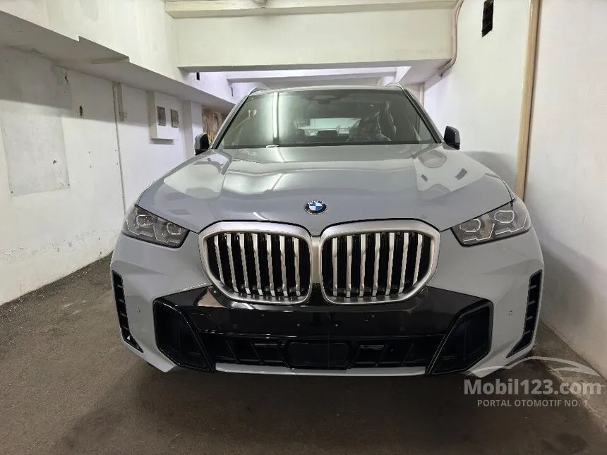 Jual Mobil BMW X5 2024 xDrive40i xLine 3.0 di DKI Jakarta Automatic SUV Lainnya Rp 1.960.000.000