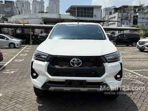 2025 Toyota Hilux 2.4 V Double Cab 4X4 Pickup