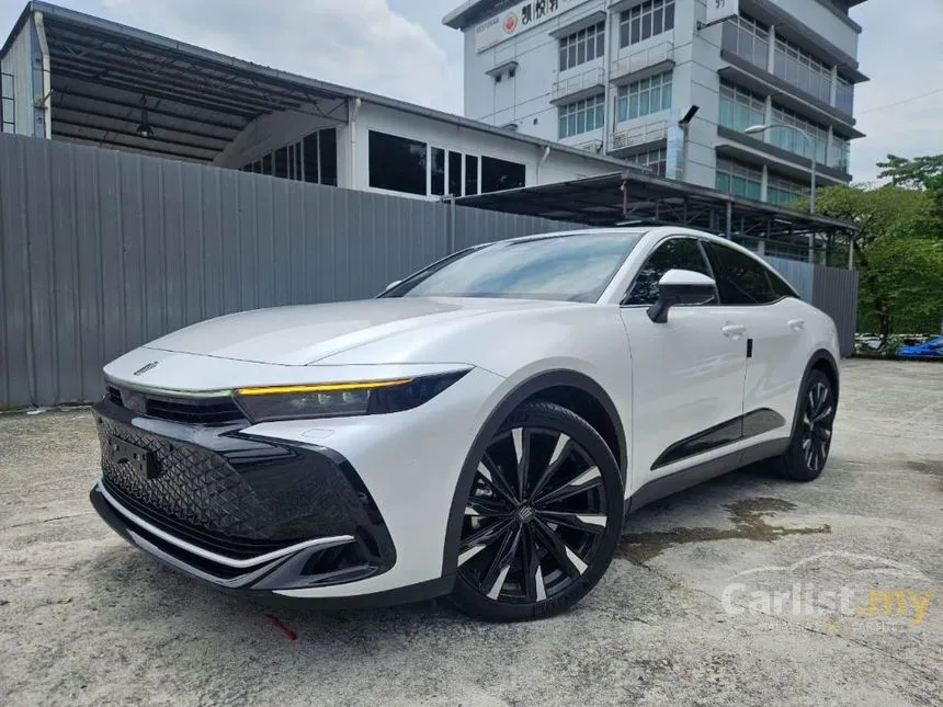 2023 Toyota Crown RS Advanced Sedan