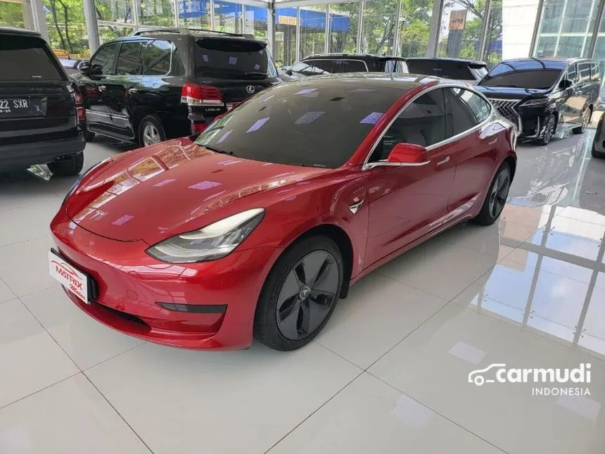 2020 Tesla Model 3 Standard Range Plus Sedan