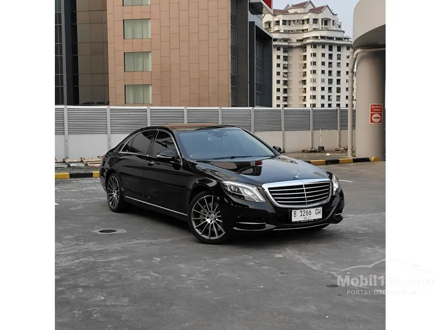 2016 Mercedes-Benz S400L Exclusive AMG Line Sedan