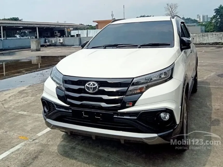 Jual Mobil Toyota Rush 2024 S GR Sport 1.5 di Jawa Barat Automatic SUV Putih Rp 317.500.000