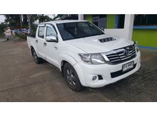 2011 Toyota Hilux Vigo 2.5 CHAMP DOUBLE CAB (ปี 11-15) E Pickup MT