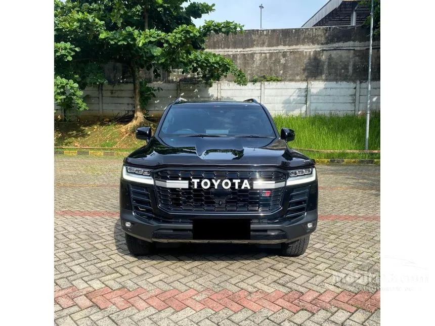 2024 Toyota Land Cruiser 300 GR-S SUV