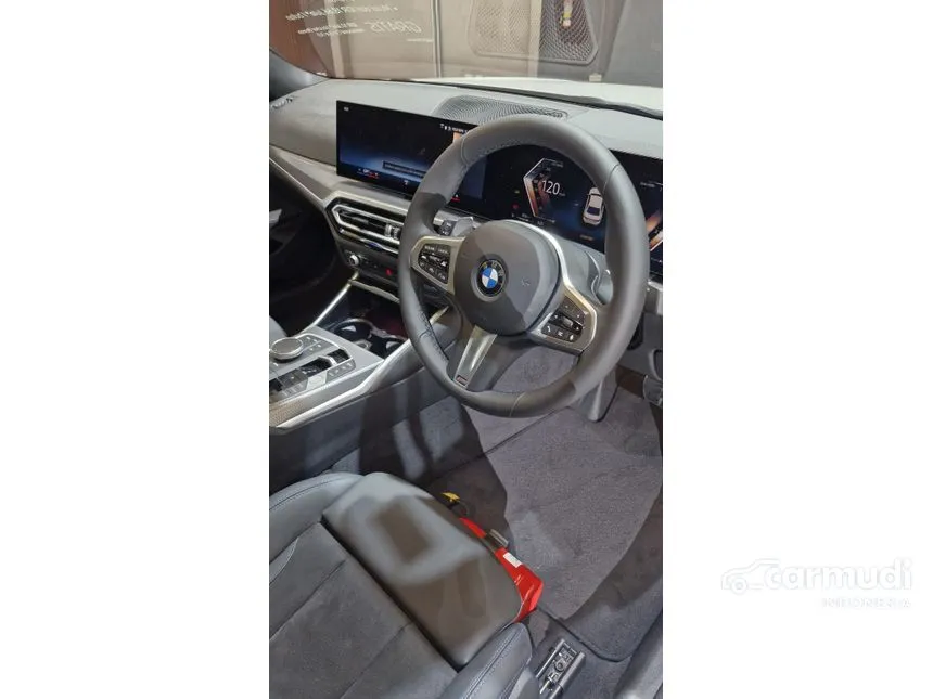 2025 BMW 330i M Sport Pro Sedan