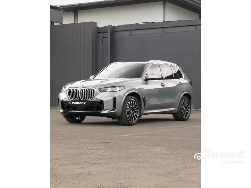 2023 BMW X5 xDrive40i M Sport SUV