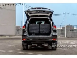 2019 Toyota FORTUNER 2.4 V SUV