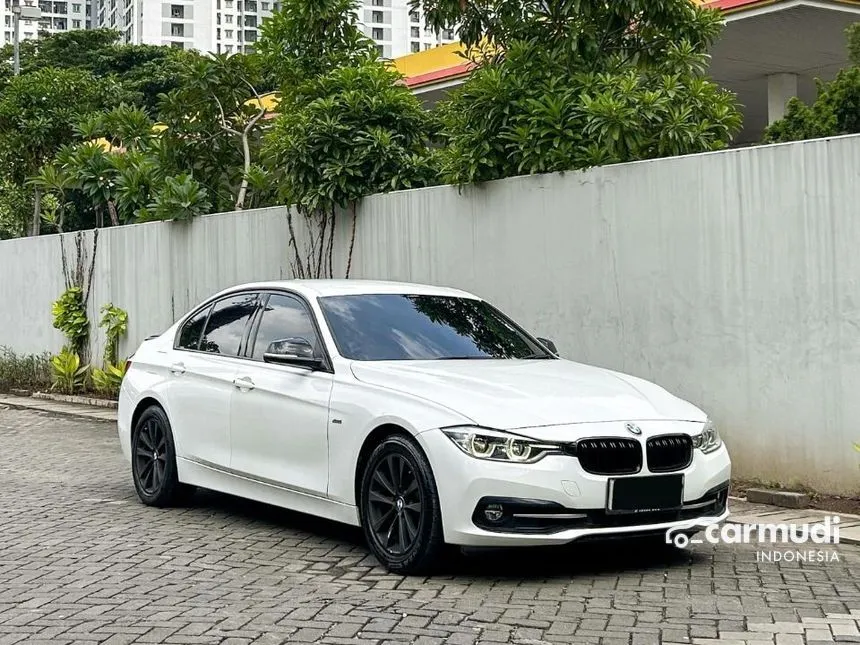 Jual Mobil BMW 320i 2017 Sport 2.0 di DKI Jakarta Automatic Sedan Putih Rp 389.000.000