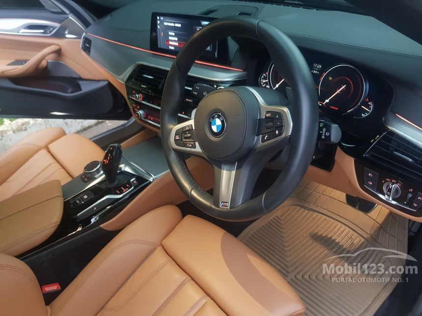  Jual  Mobil  BMW  530i 2021 M Sport 2 0 di DKI Jakarta 