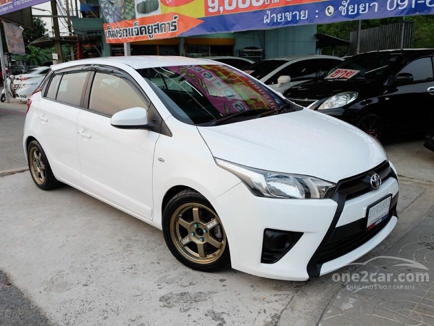 Toyota Yaris 2013 J 1 2 In ภาคกลาง Automatic Hatchback ส ขาว For 420 000 Baht 4699441 One2car Com