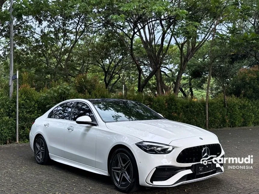 2022 Mercedes-Benz C300 AMG Line Sedan