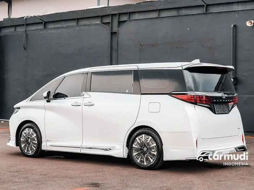 2024 Toyota Alphard HEV Modellista MPV