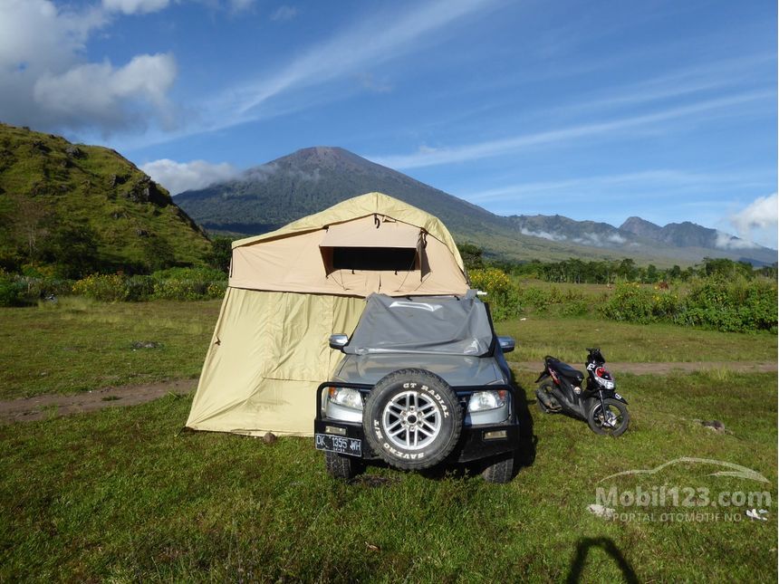 2009 Ford Everest 10-S SUV