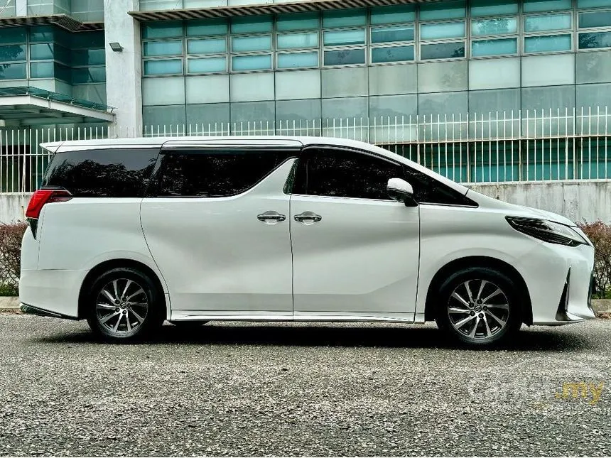 2016 Toyota Vellfire Executive Lounge MPV