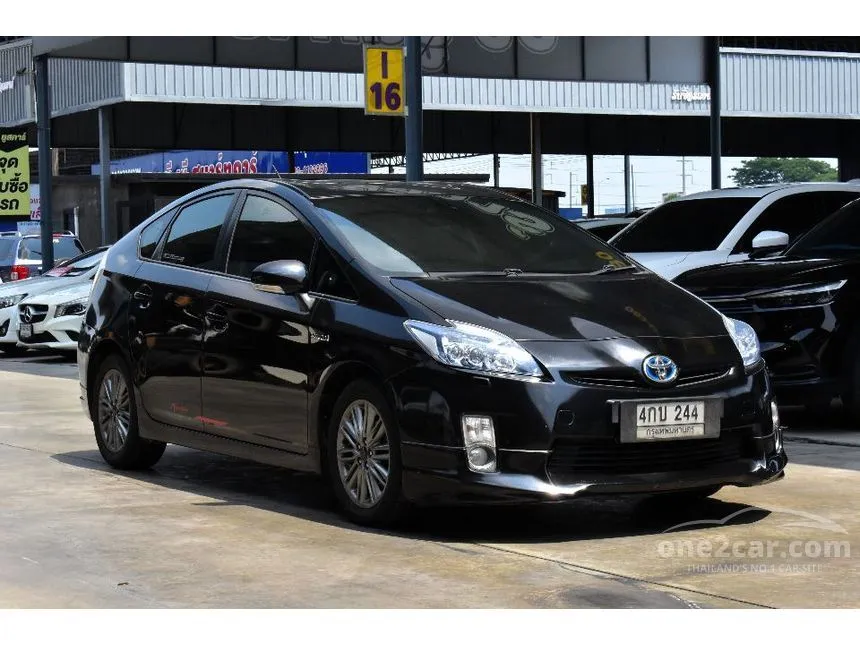 2012 Toyota PRIUS Hybrid TRD Sportivo Hatchback