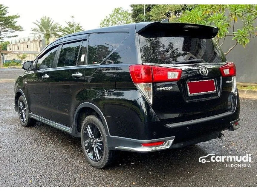 2019 Toyota Innova Venturer Wagon