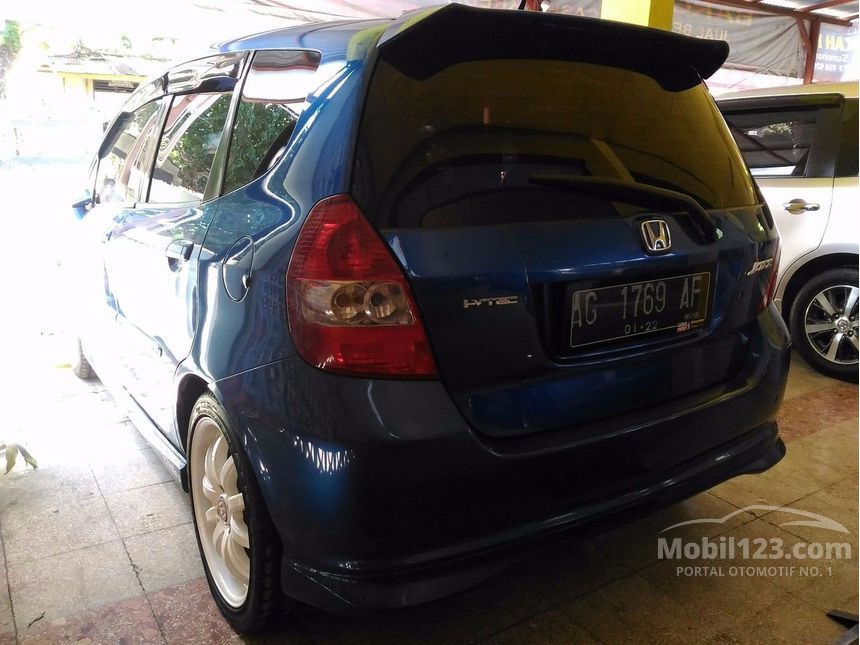 Jual Mobil Honda Jazz 2005 VTEC 1.5 di Jawa Timur 