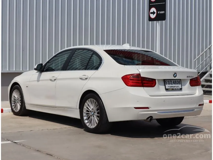 2013 BMW 320d Luxury Sedan