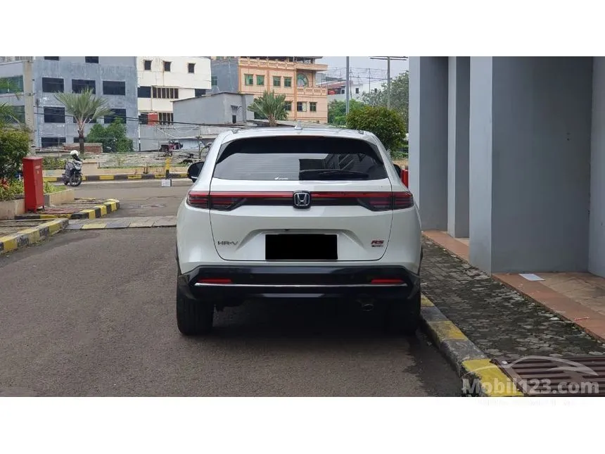 2025 Honda HR-V e:HEV RS SUV