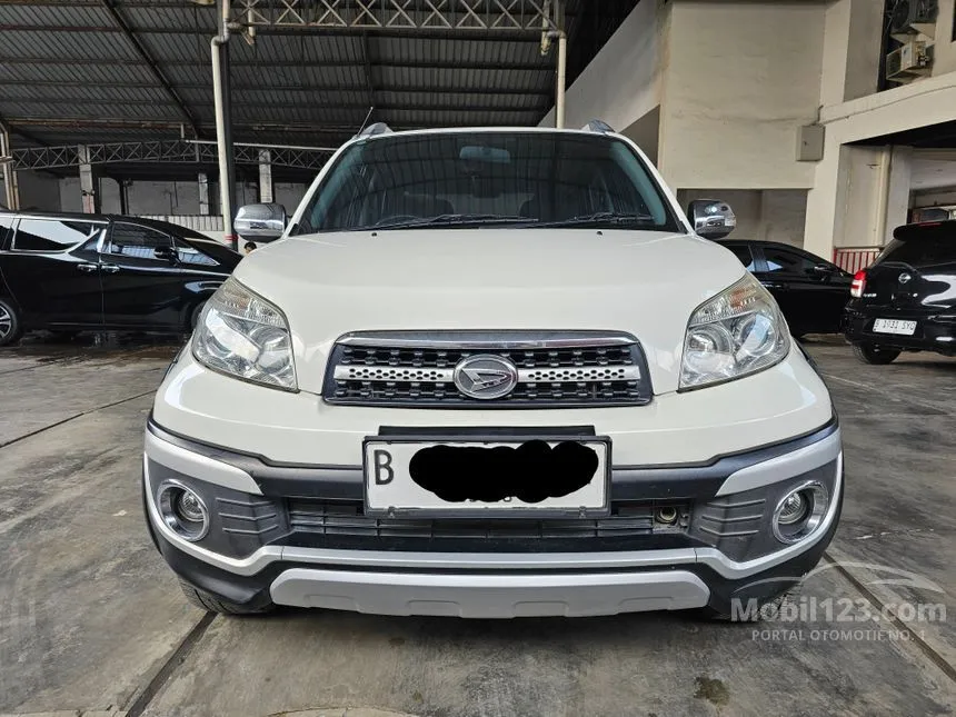 Jual Mobil Daihatsu Terios 2014 TX ADVENTURE 1.5 di Jawa Barat Automatic SUV Putih Rp 125.000.000
