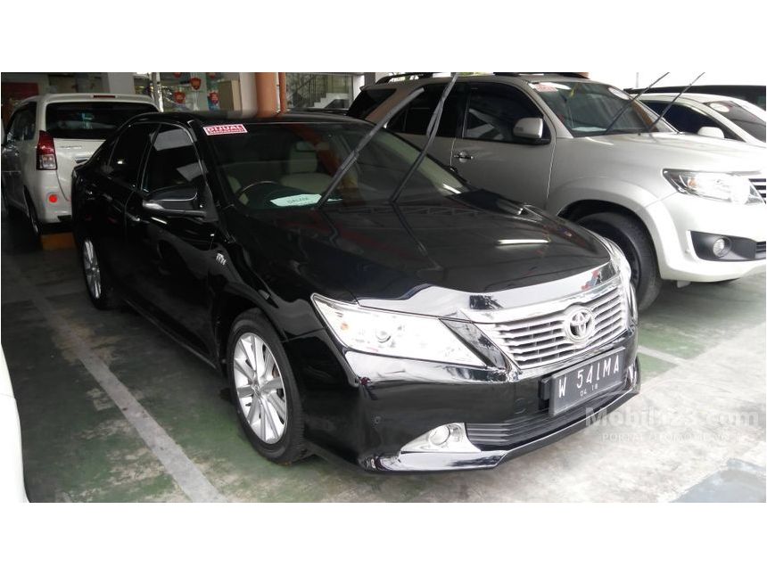 Jual Mobil Toyota Camry 2013 V 2.5 di Jawa Timur Automatic Jual Mobil Toyota Camry 2013 V 2.5 di Jawa Timur Automatic