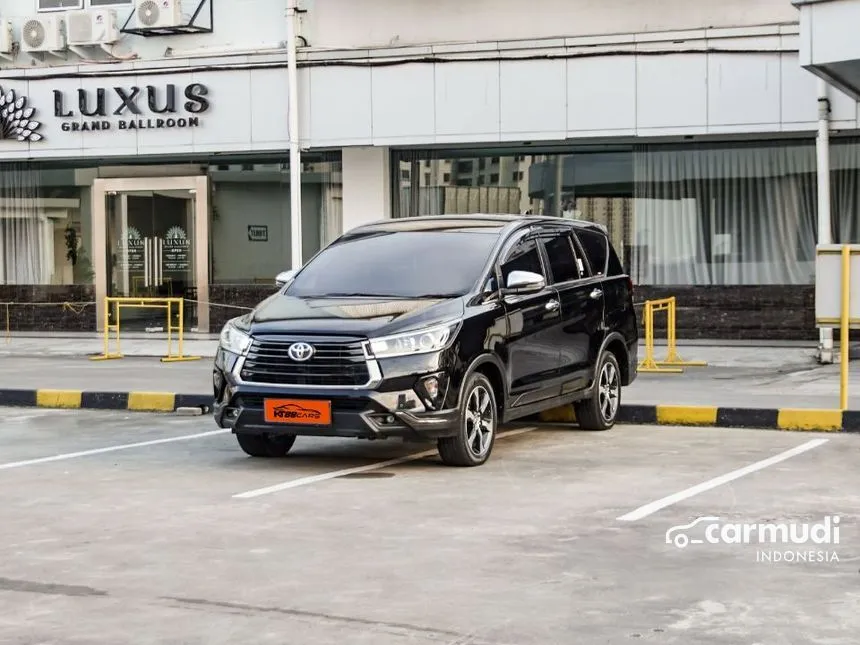 2022 Toyota Kijang Innova Venturer MPV