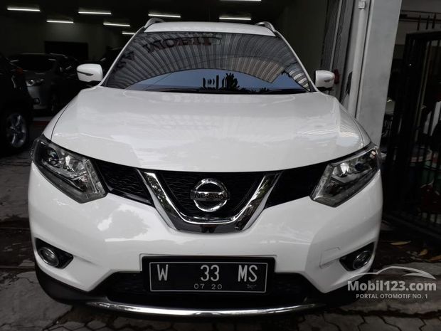 Nissan X trail Mobil bekas dijual di Sidoarjo Jawa timur 