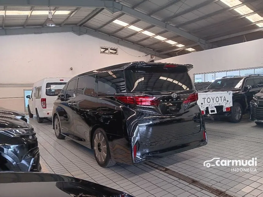 2024 Toyota Alphard HEV (Non Premium Color) MPV