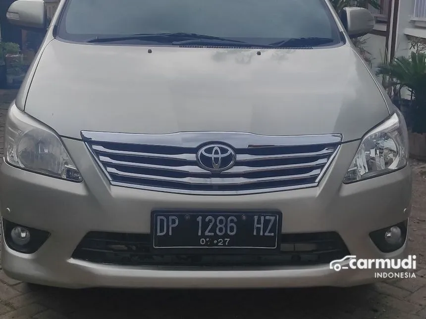 2013 Toyota Kijang Innova V MPV