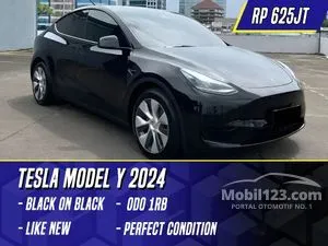 2022 Tesla Model Y Standard SUV