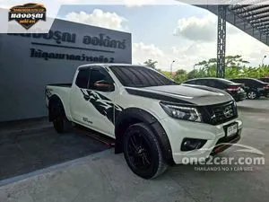 2019 Nissan NP 300 Navara 2.5 Calibre E Black Edition King Cab Pickup