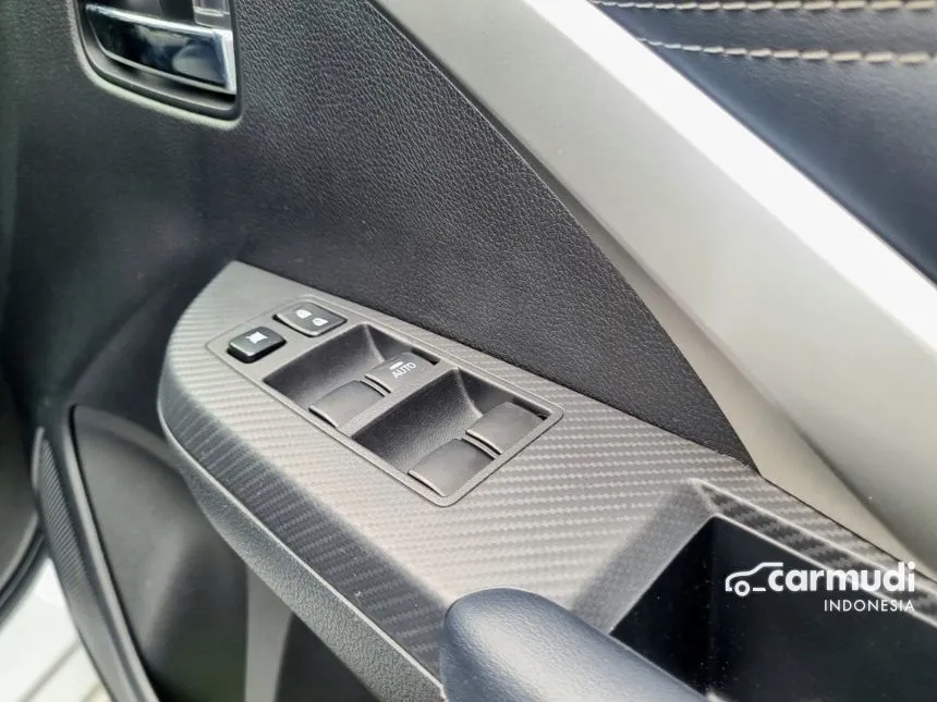 2023 Mitsubishi Xpander Cross Premium MPV