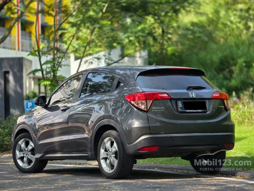 2016 Honda HR-V S SUV