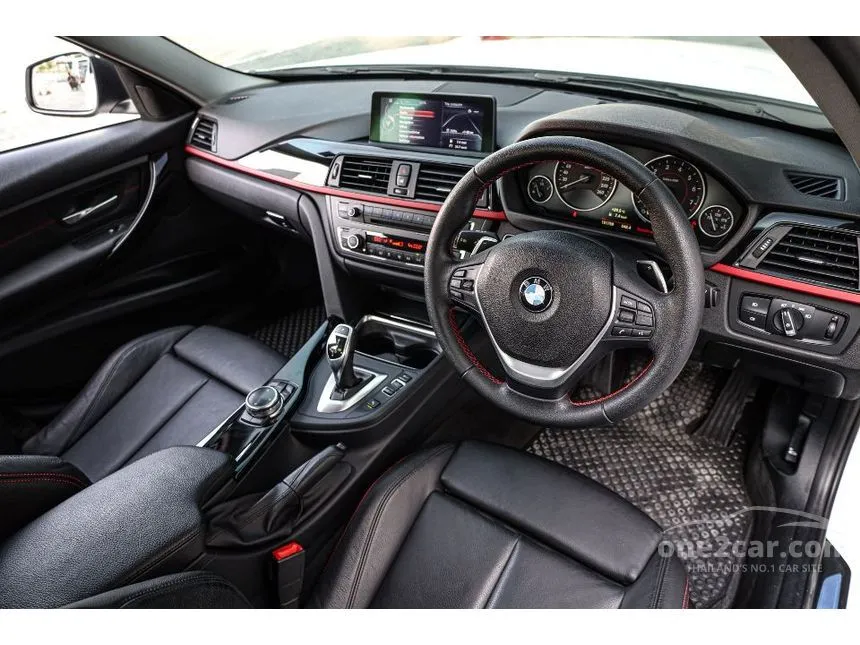 2014 BMW 320i Sedan