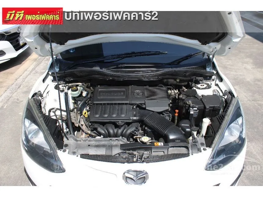 2012 Mazda 2 Elegance Groove Sedan