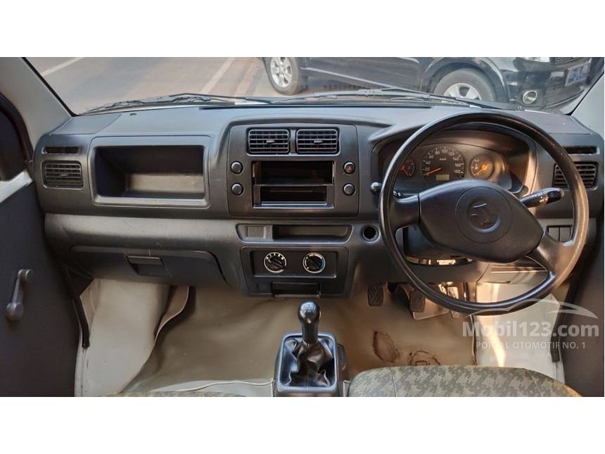 Jual Mobil  Suzuki APV  2014 Blind Van High 1 5 di DKI  